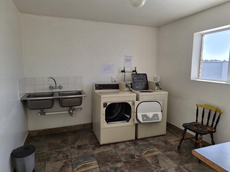 1 Bedroom Property for Sale in Humewood Eastern Cape